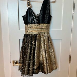 Elegant Black and Gold Women's Dress